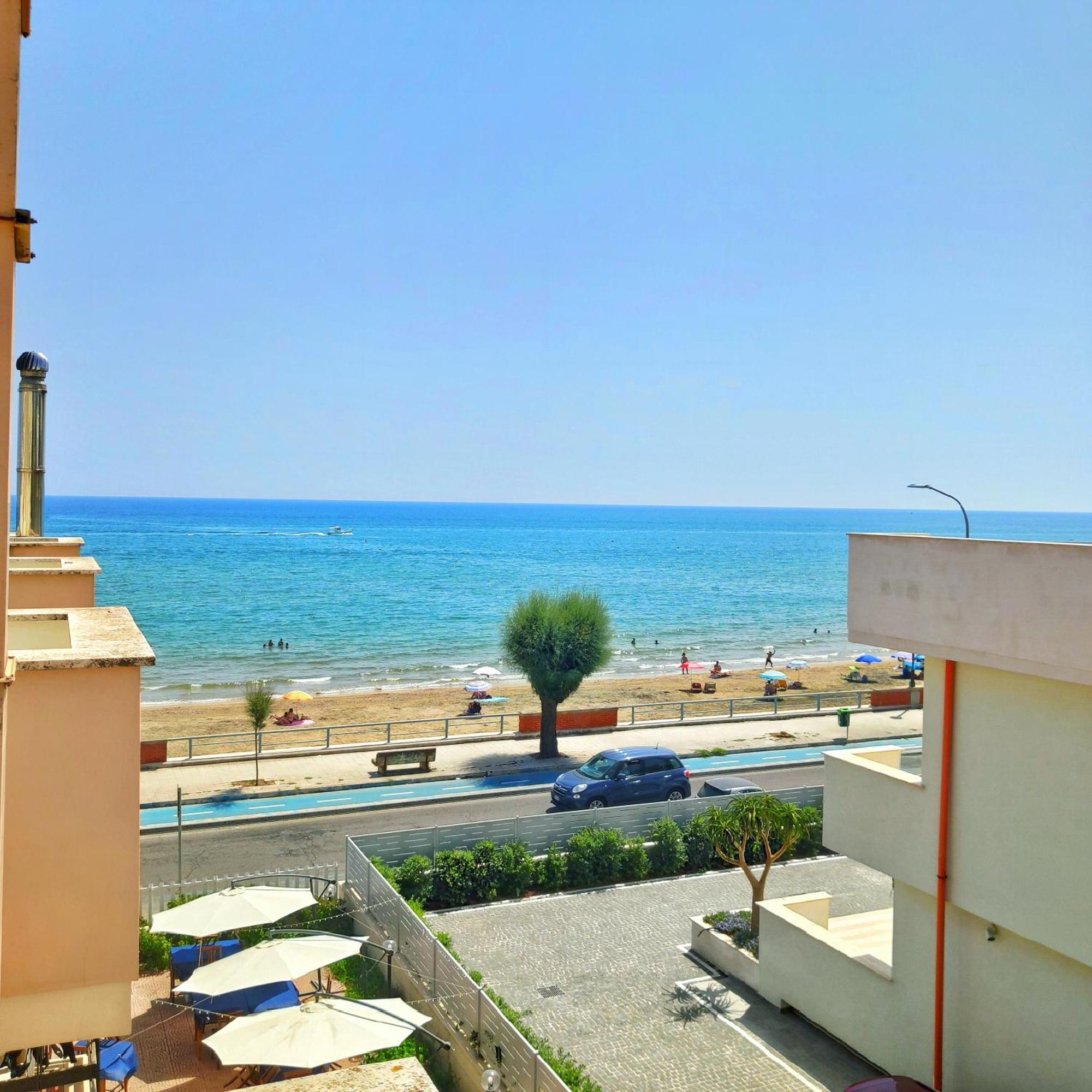 Piccolo Hotel Terracina Eksteriør bilde