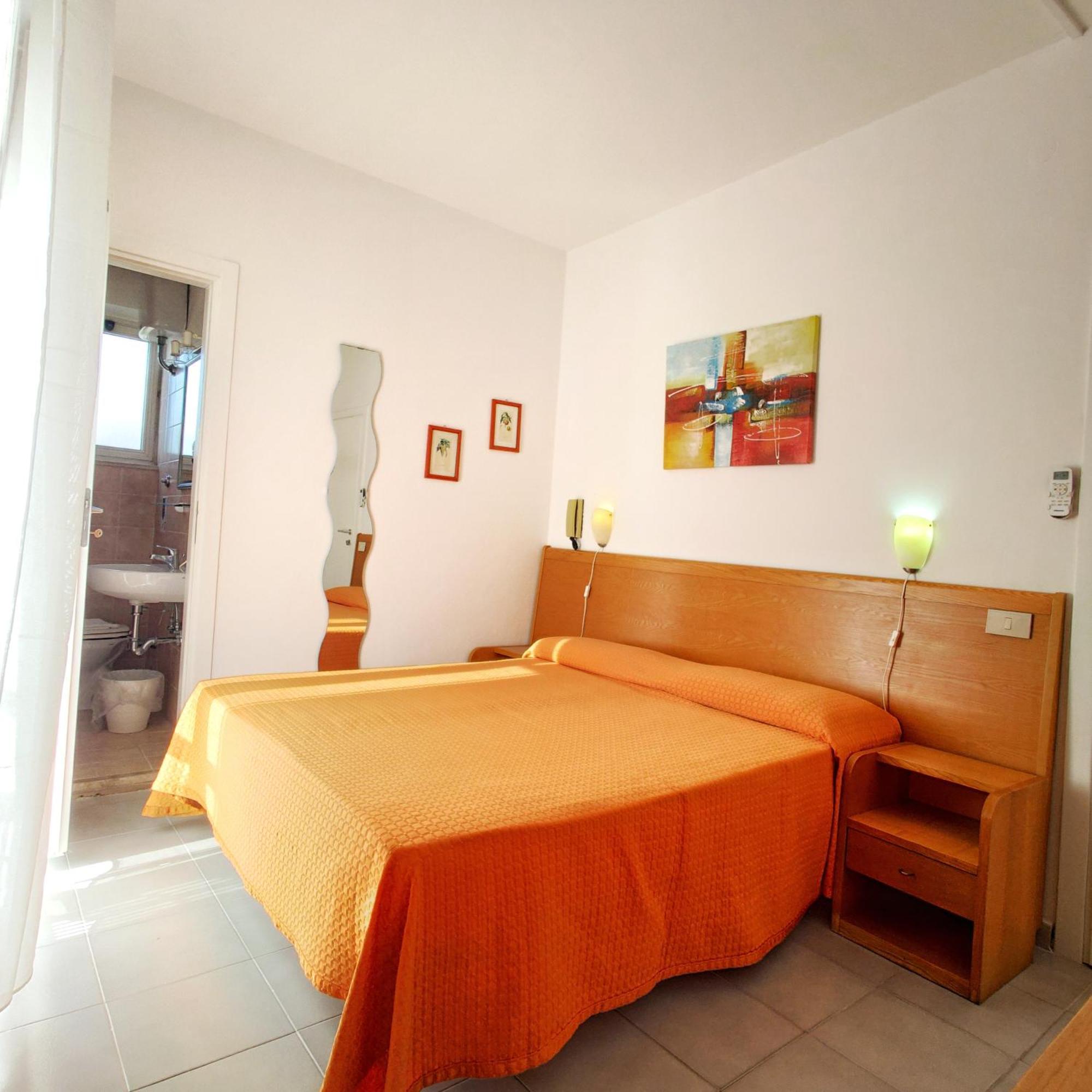 Piccolo Hotel Terracina Eksteriør bilde