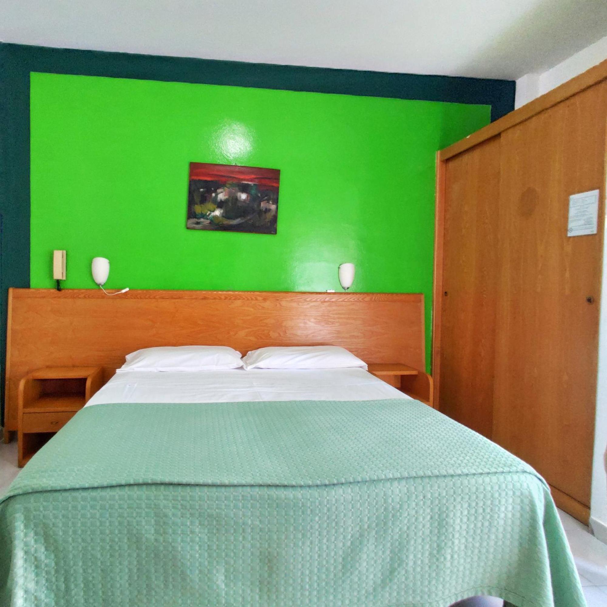 Piccolo Hotel Terracina Eksteriør bilde